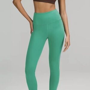 Wunder Train HR Tight 28" Size 4 Maldives Green